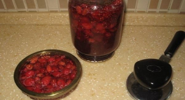 Top 2 recepty na přípravu jahodového a malinového džemu na zimu